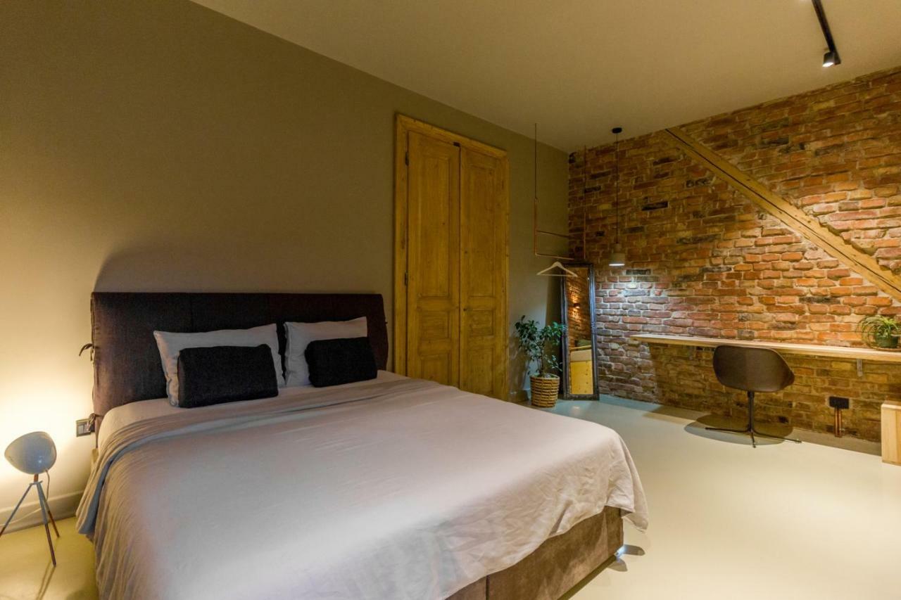 White Vintage Apartment Клуж-Напока Екстериор снимка