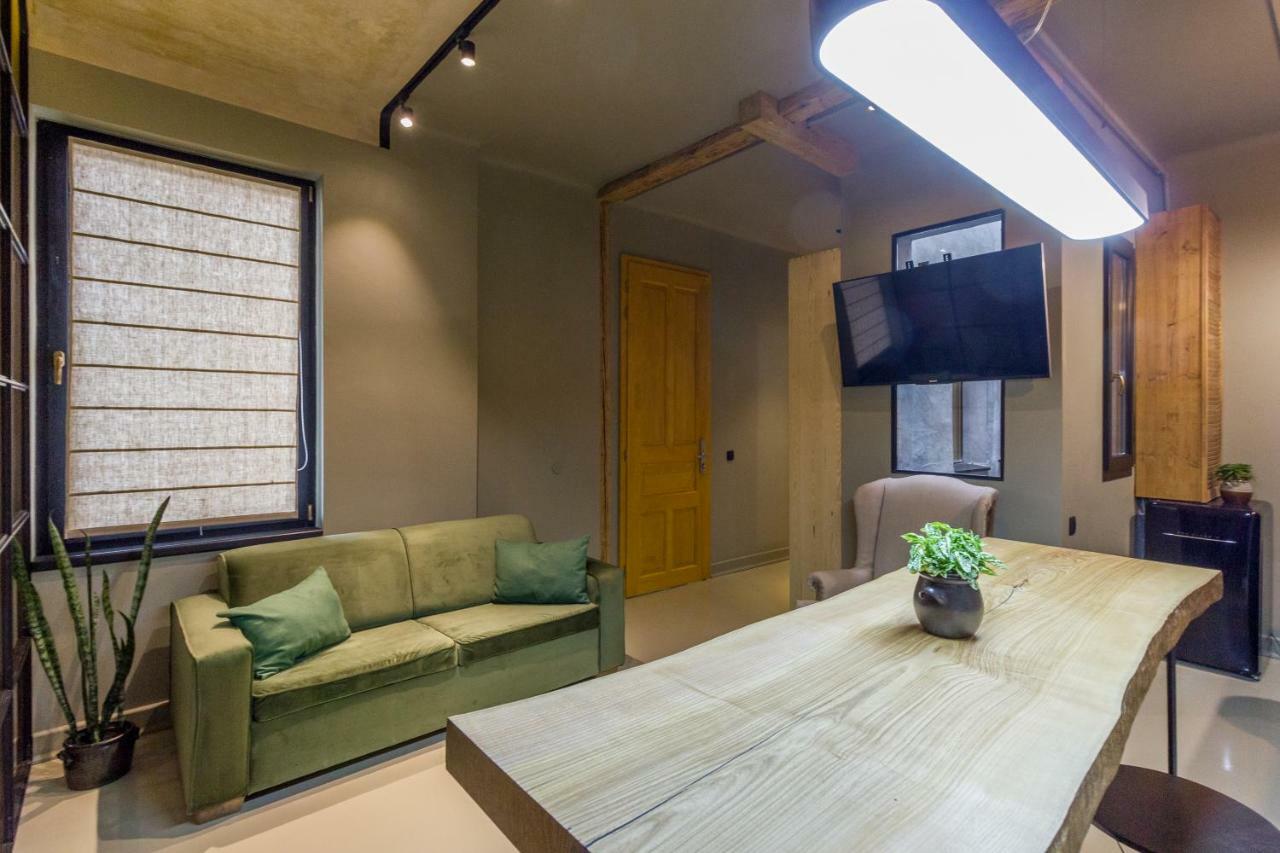 White Vintage Apartment Клуж-Напока Екстериор снимка