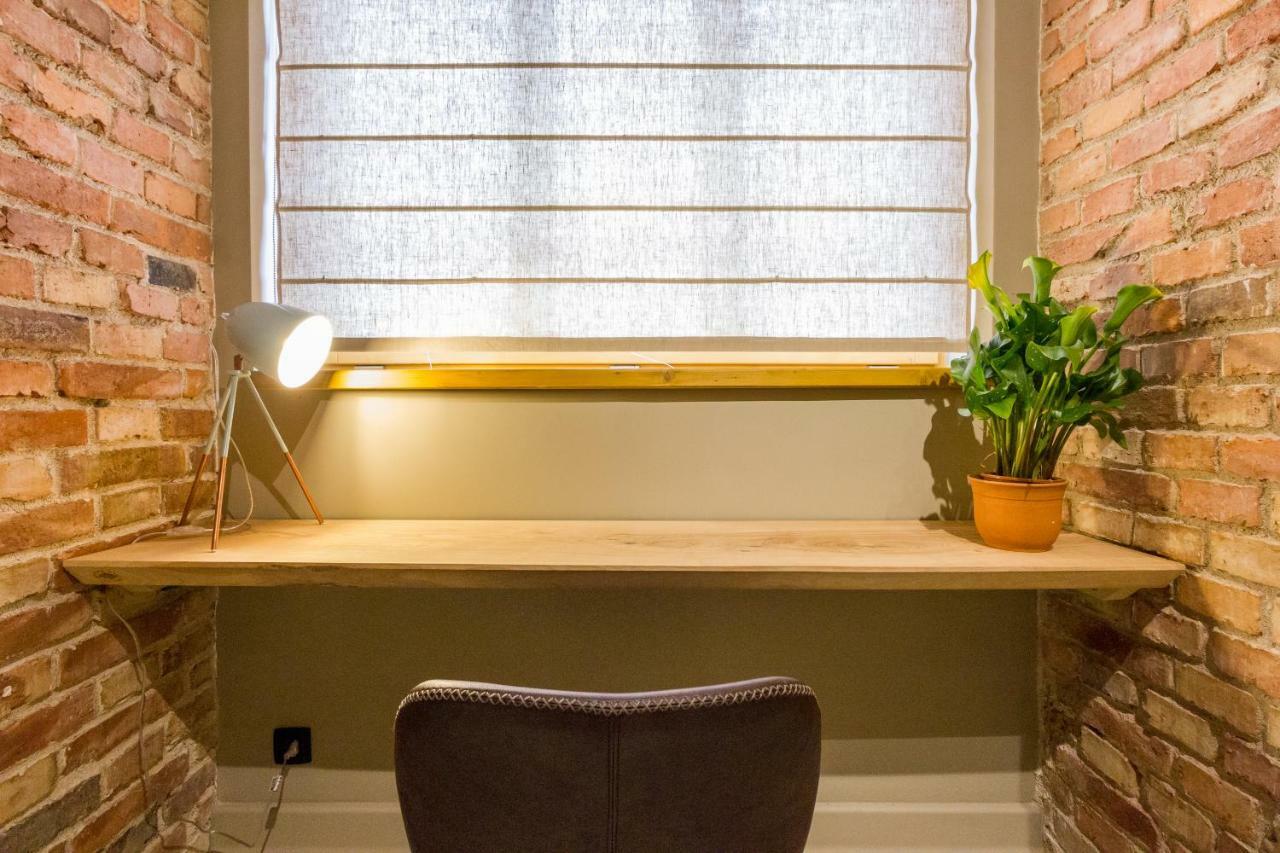 White Vintage Apartment Клуж-Напока Екстериор снимка
